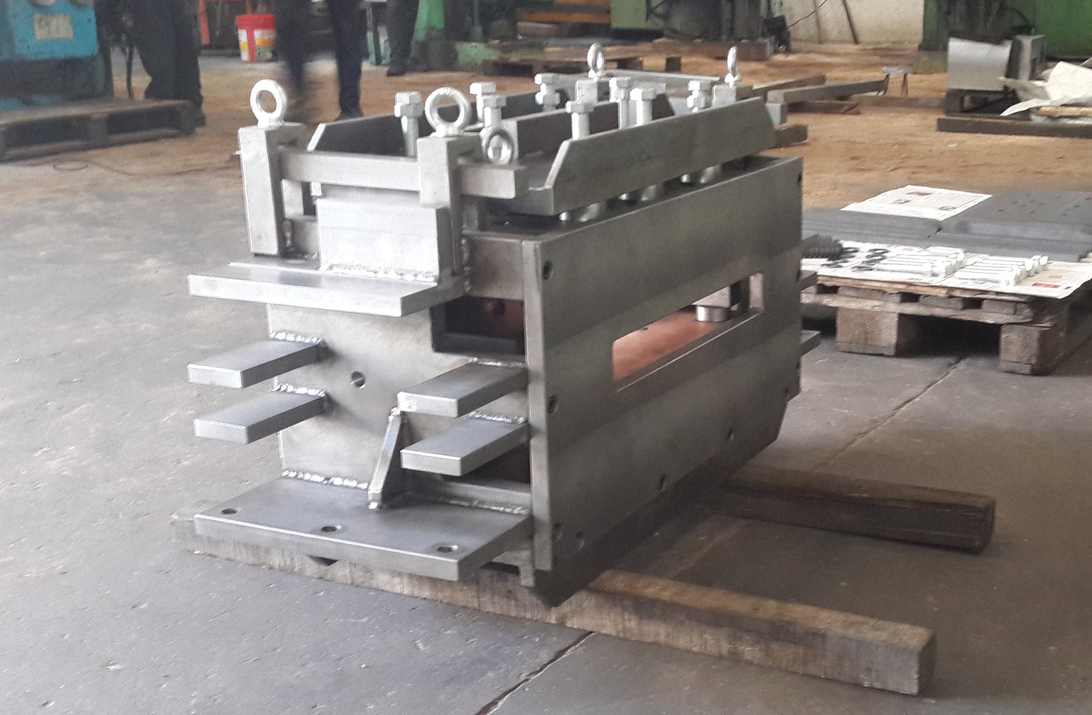 Die cooler assembly
